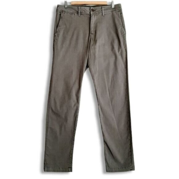 AMERICAN EAGLE AE New Flex Slim Straight Khaki Pants Gray Men's Sz 32 - Picture 1 of 9